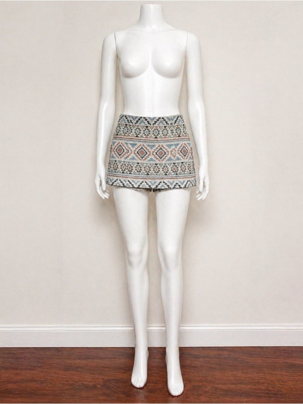 Zara embroidered mini Aztec skort size L